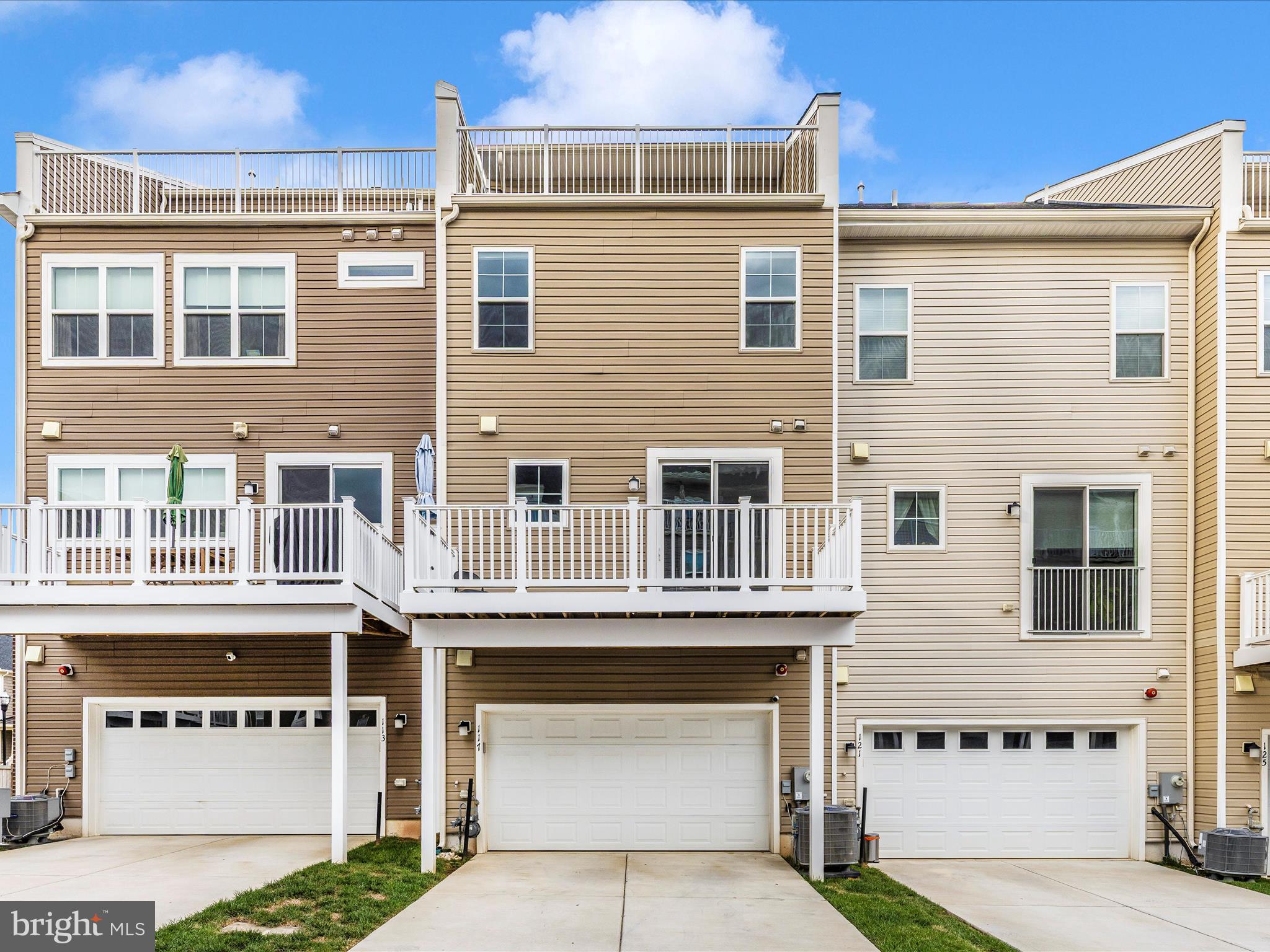 QUINCE ORCHARD - Residential