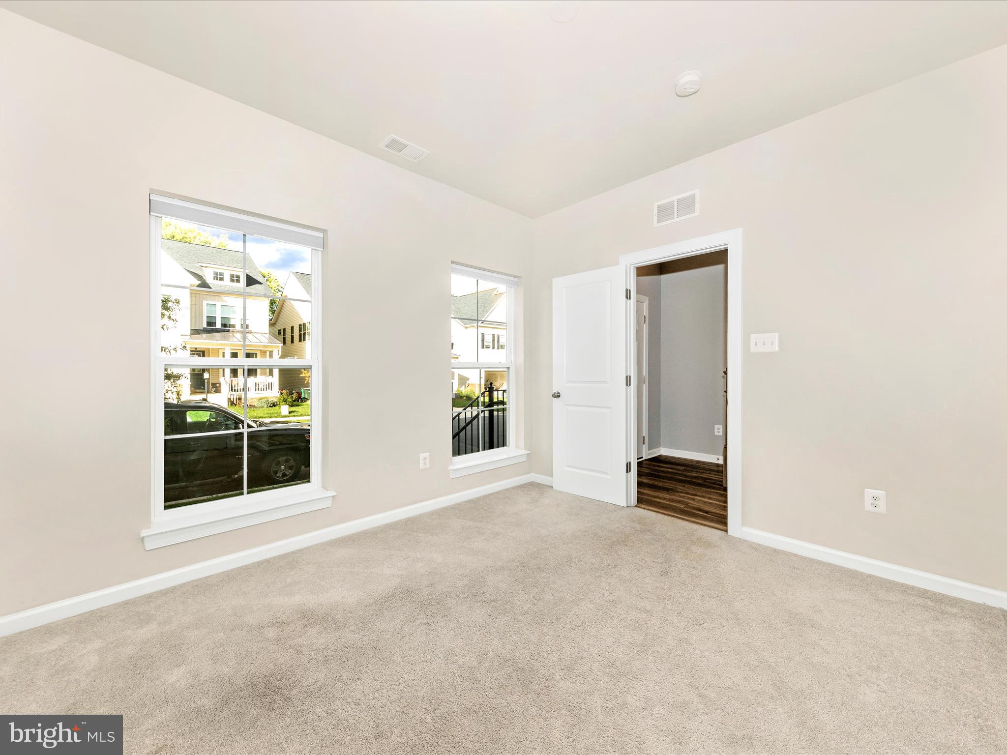 QUINCE ORCHARD - Residential