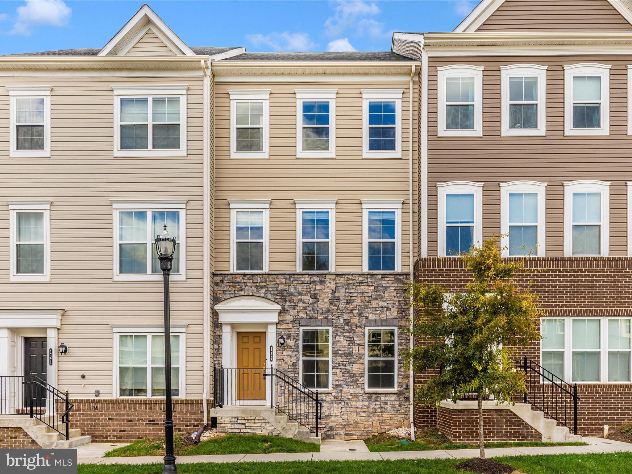 QUINCE ORCHARD - Residential