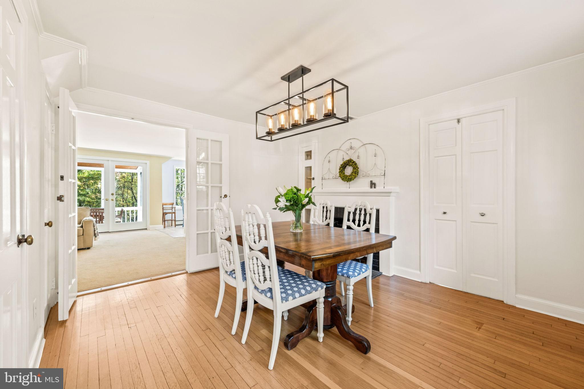 BEVERLY HILLS - Residential