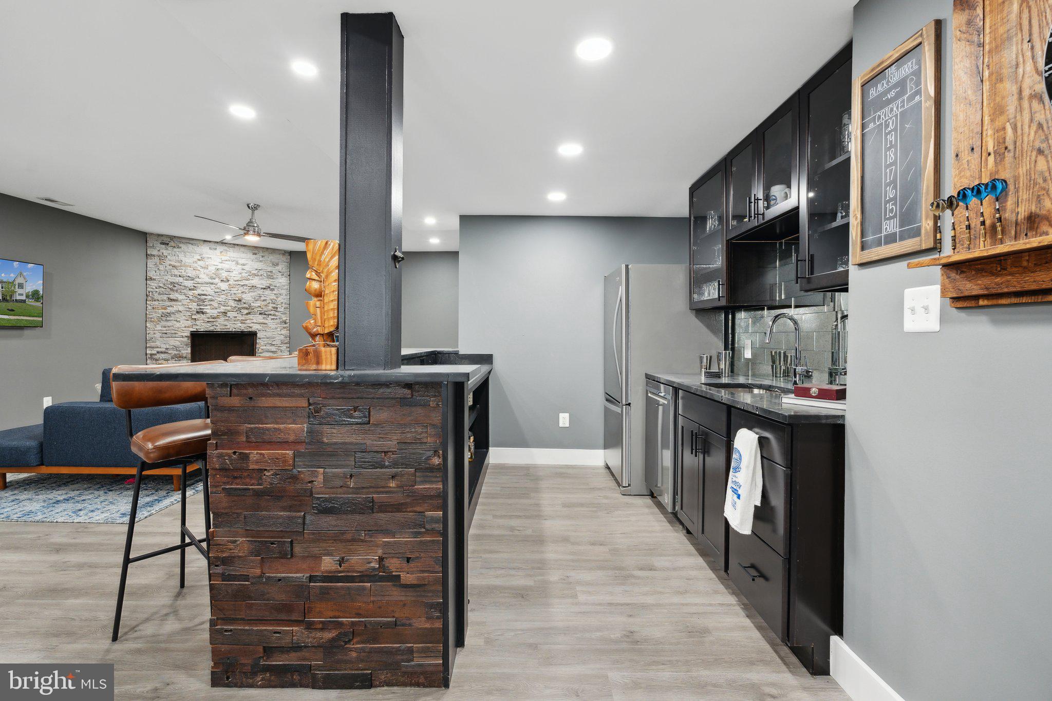 PIMMIT HILLS - Residential