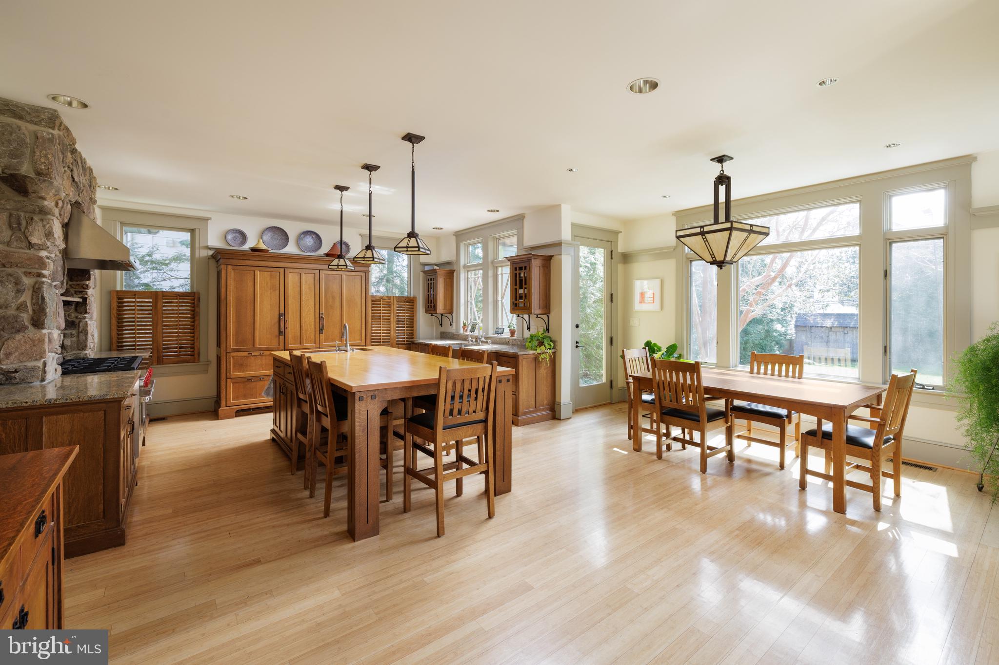 CHEVY CHASE VILLAGE - Residential