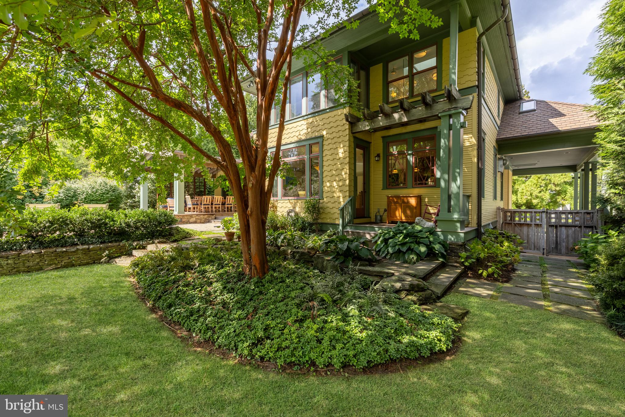 CHEVY CHASE VILLAGE - Residential
