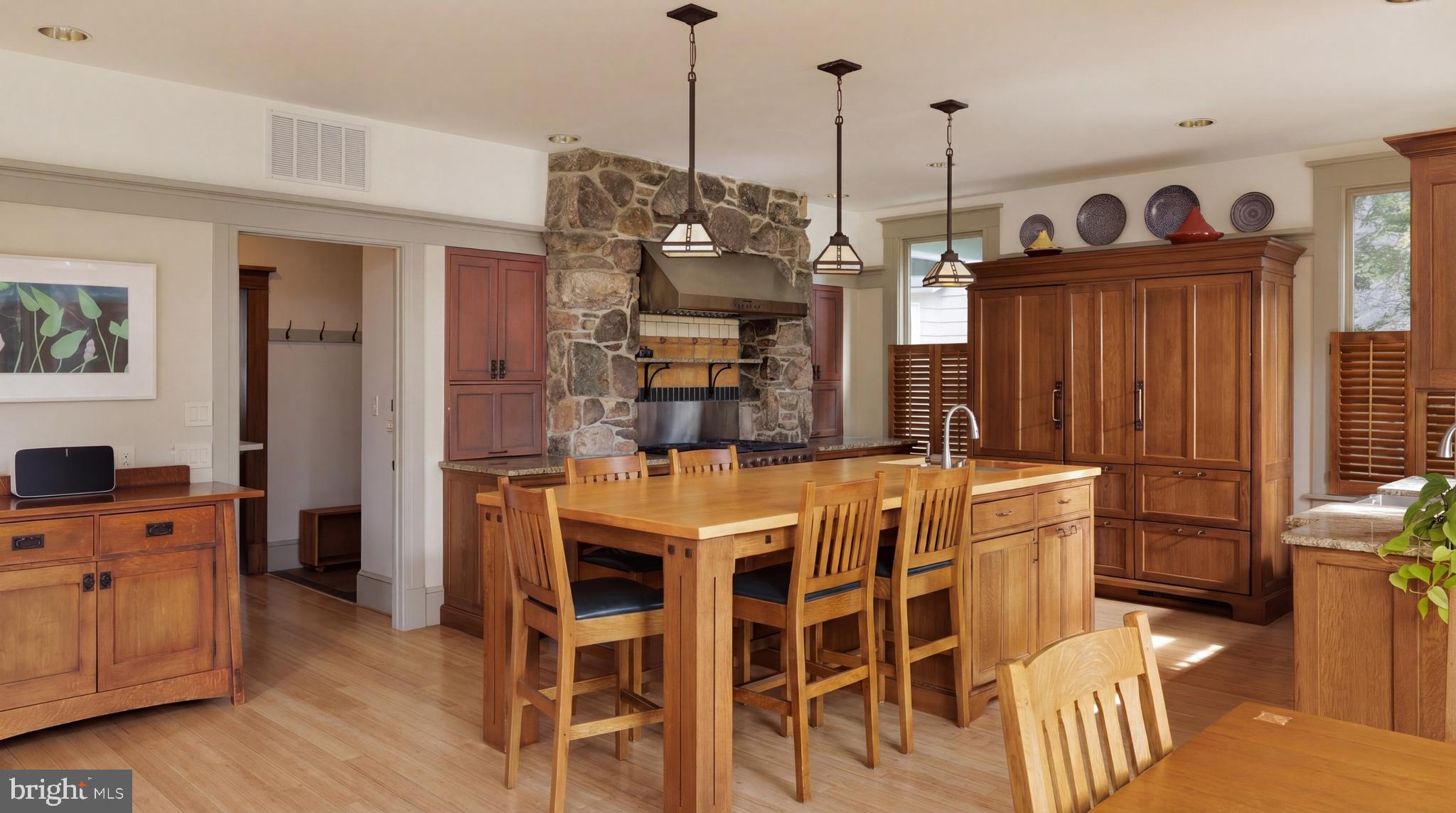 CHEVY CHASE VILLAGE - Residential