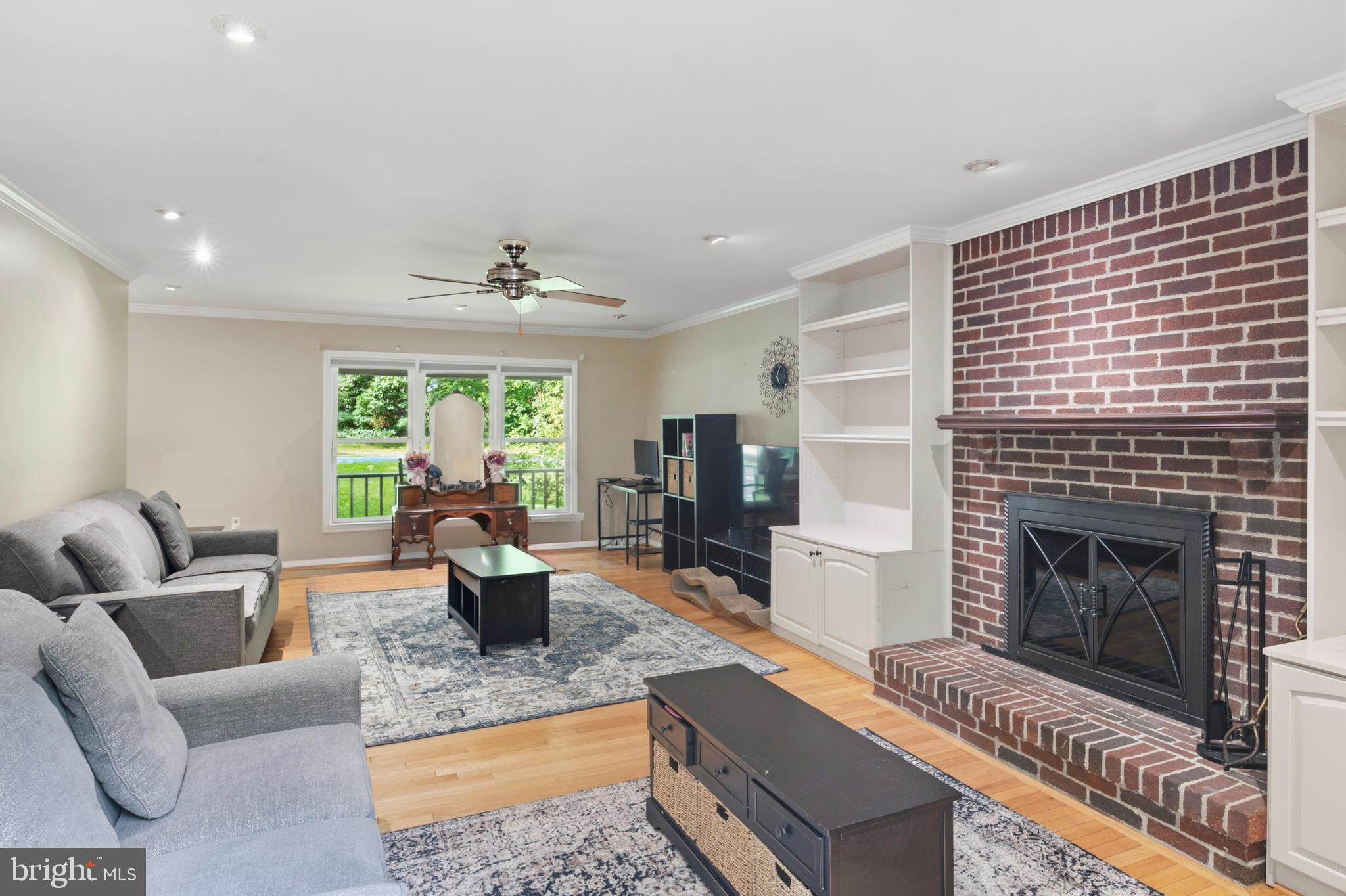 HAMMOND VILLAGE - Residential