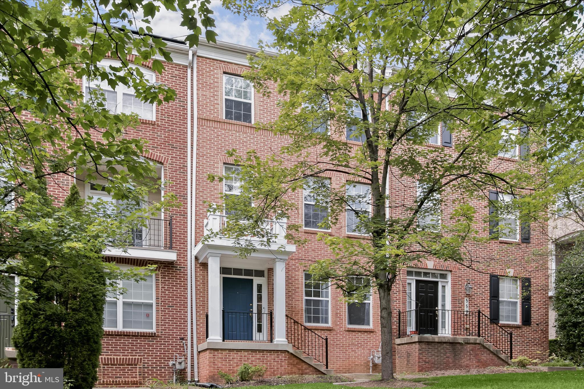 HIDDEN CREEK - Residential