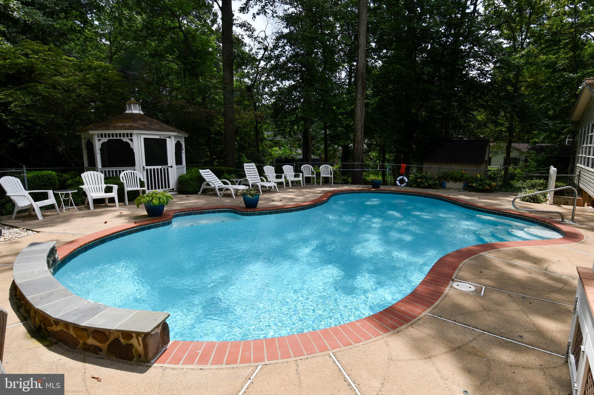 GRAHAM PARK SHORES - Residential