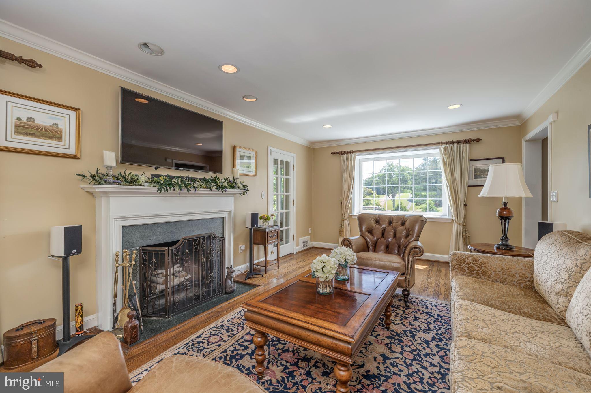 CHEVY CHASE - Residential