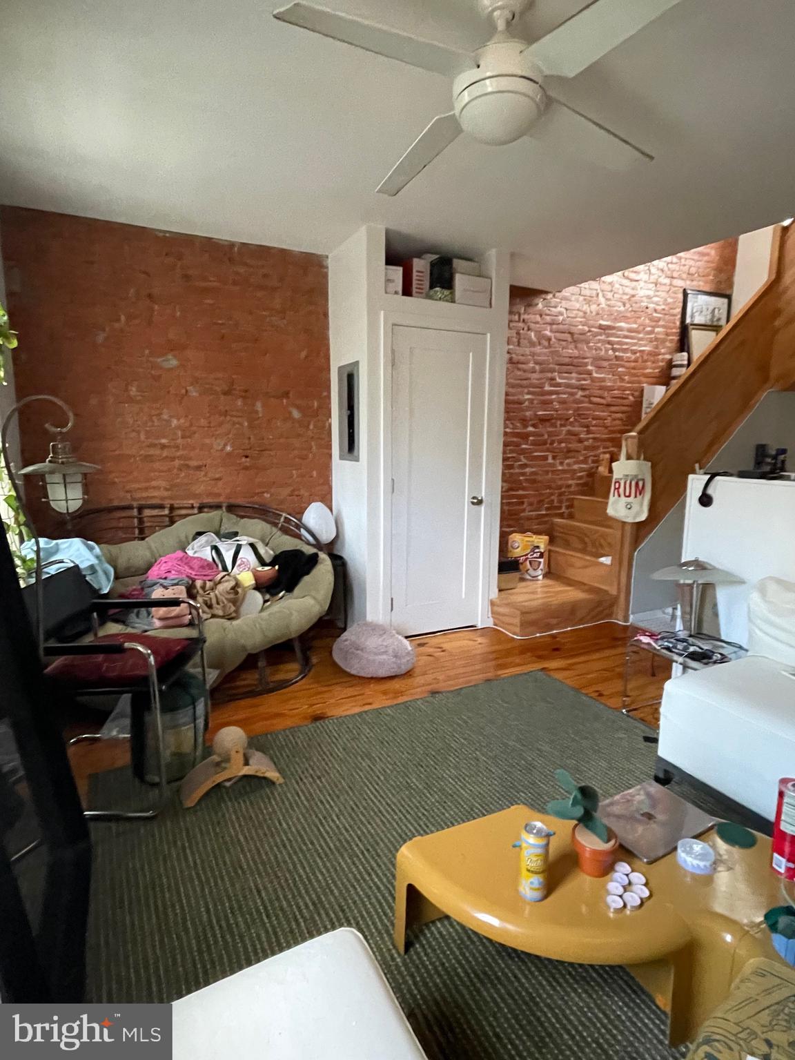 FRANCISVILLE - Residential Income