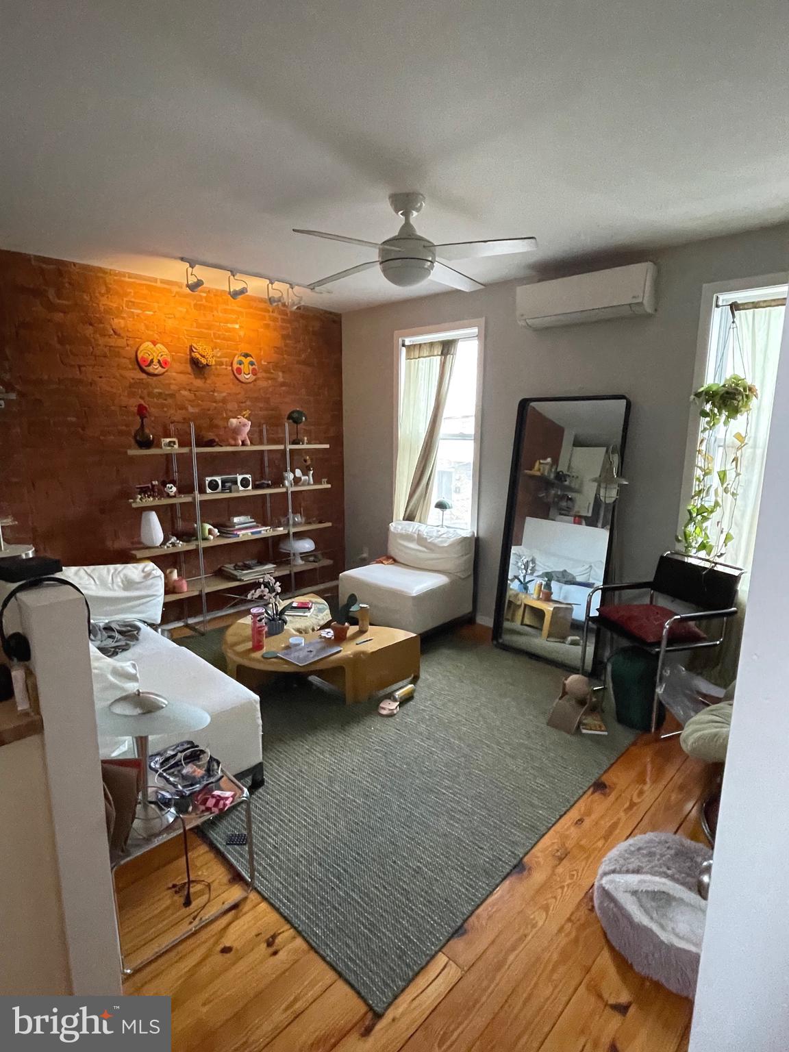 FRANCISVILLE - Residential Income