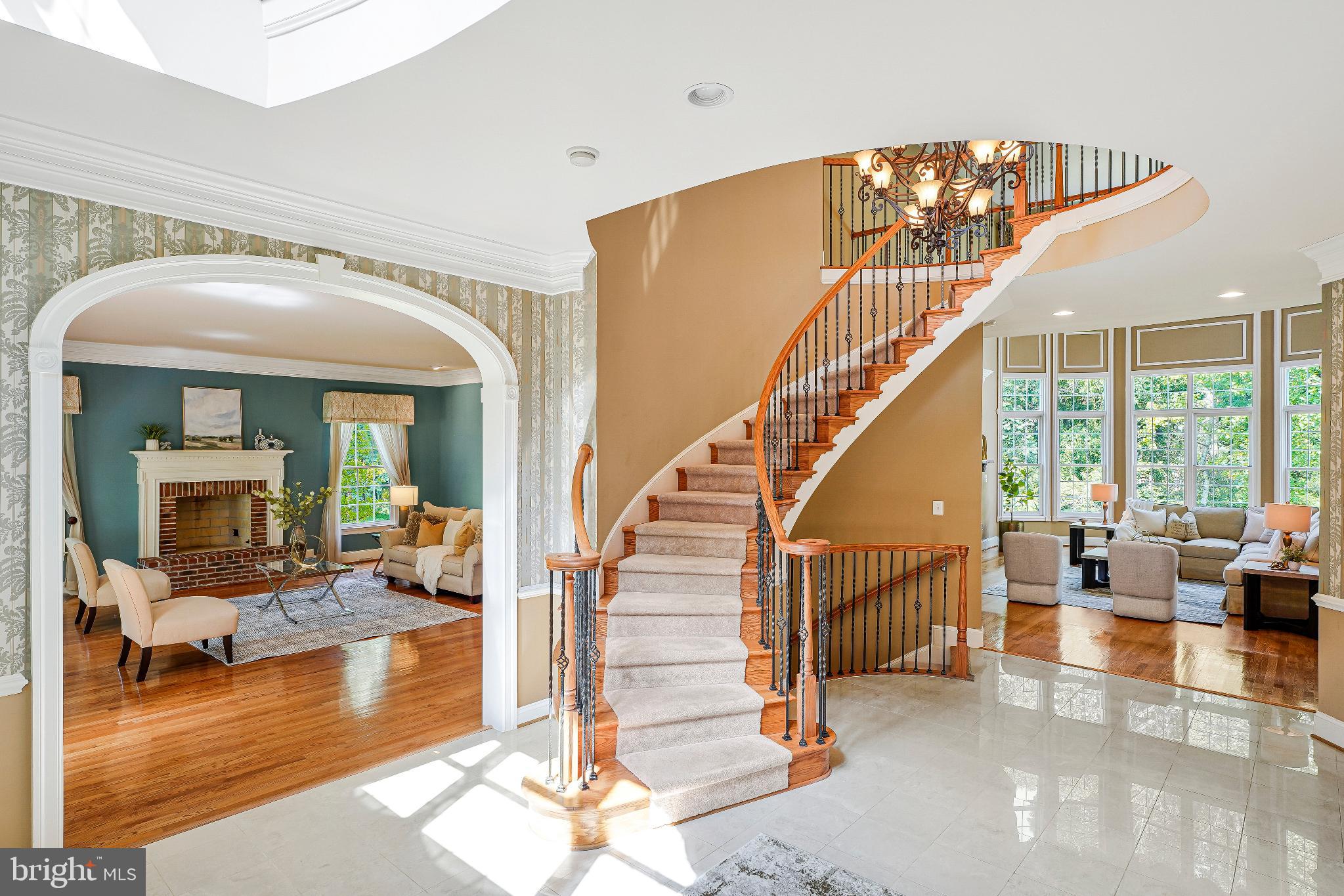 TYSONS CORNER - Residential
