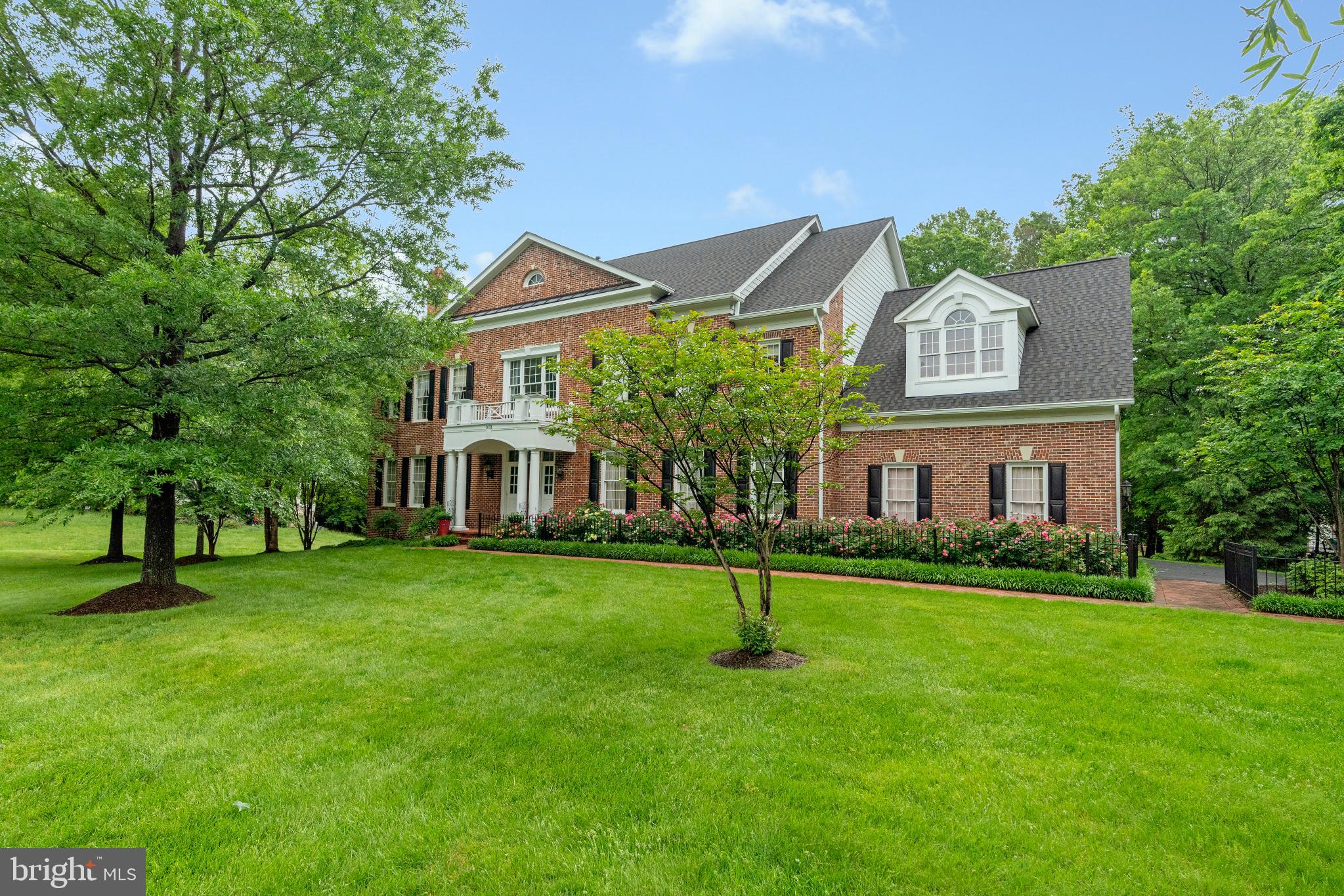 TYSONS CORNER - Residential