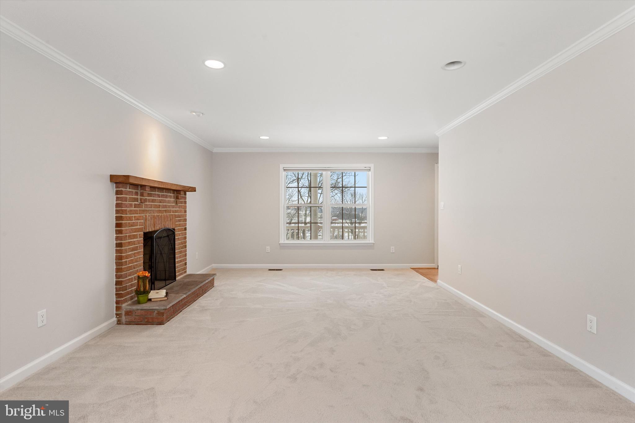 ESTATES AT CLAYTONS REST - Residential