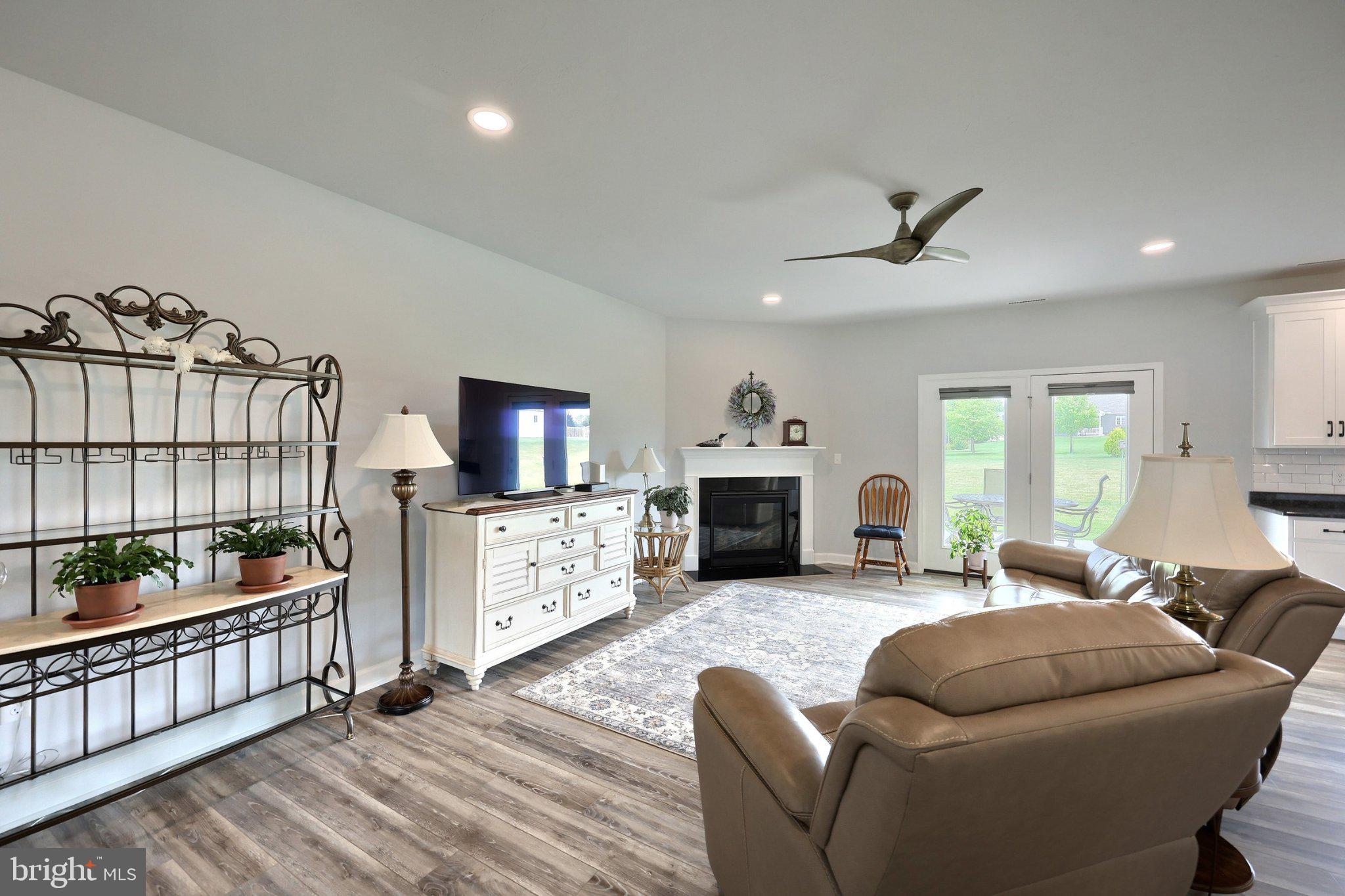 SIMME VALLEY ESTATES - Residential