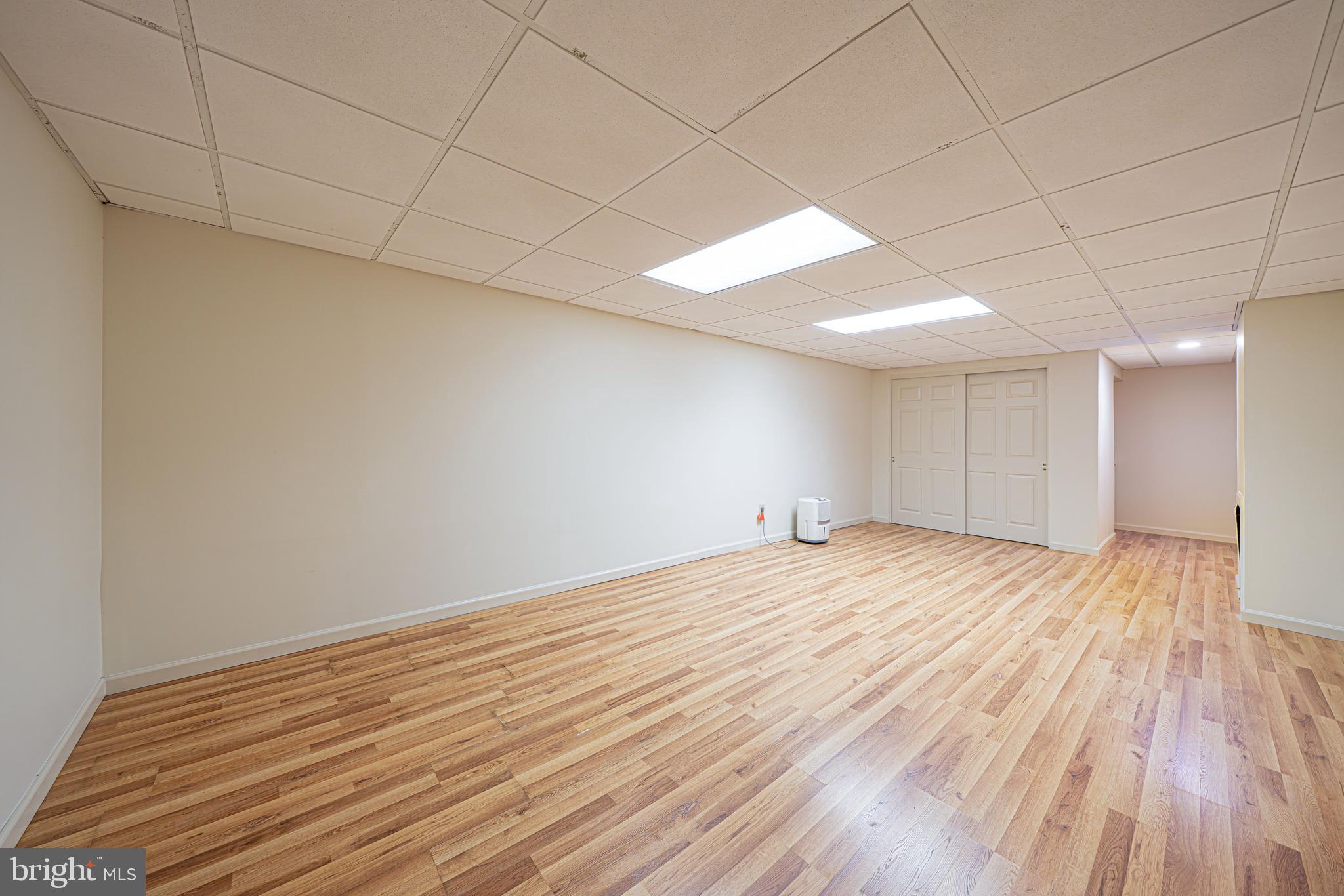 PINE CREST - Residential