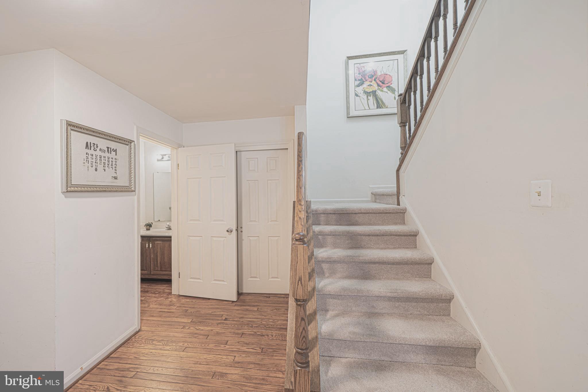 PINE CREST - Residential
