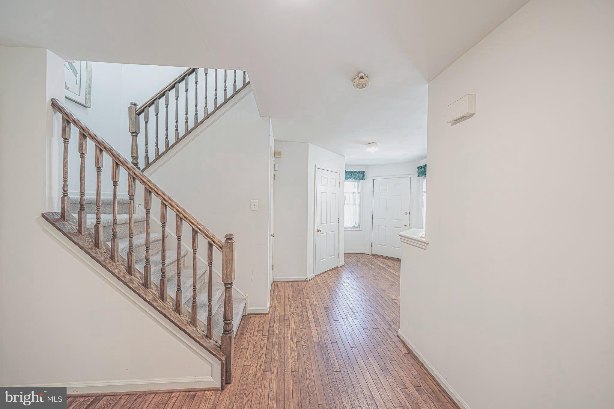 PINE CREST - Residential