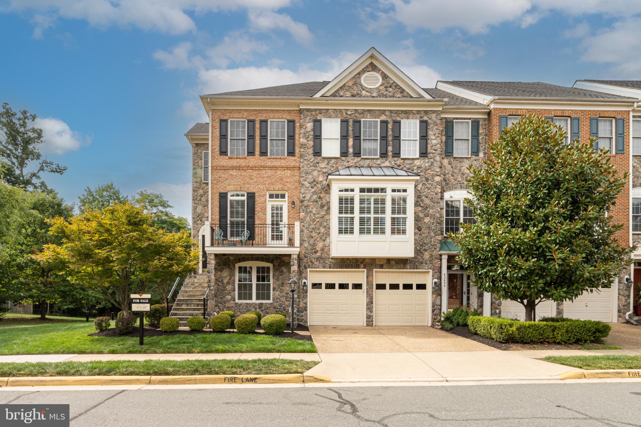 LANSDOWNE ON THE POTOMAC - Residential