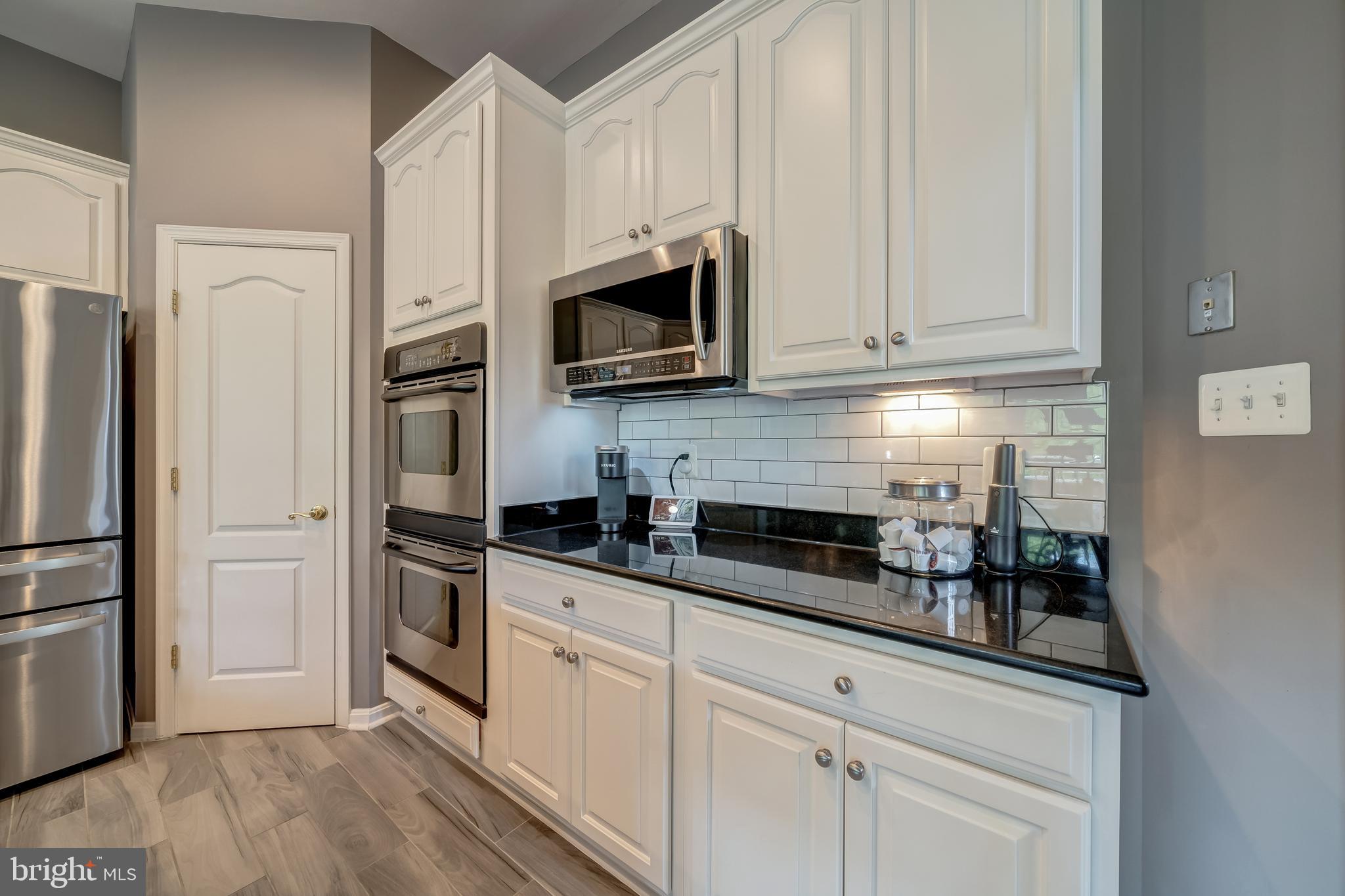 LANSDOWNE ON THE POTOMAC - Residential