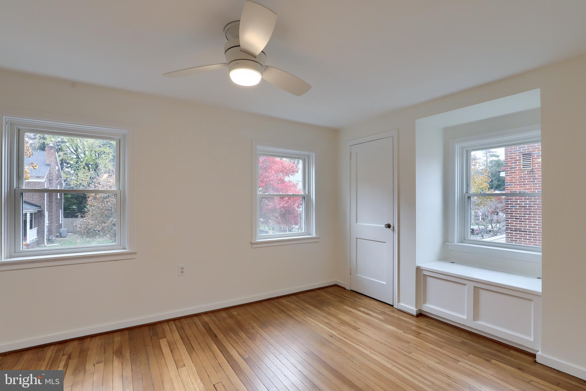 HAMILTON PARK - Residential