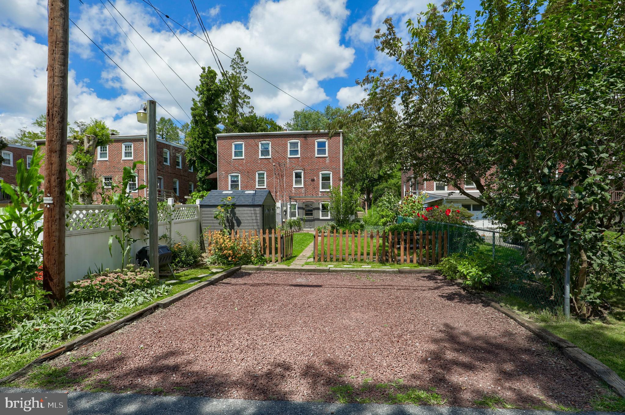 HAMILTON PARK - Residential