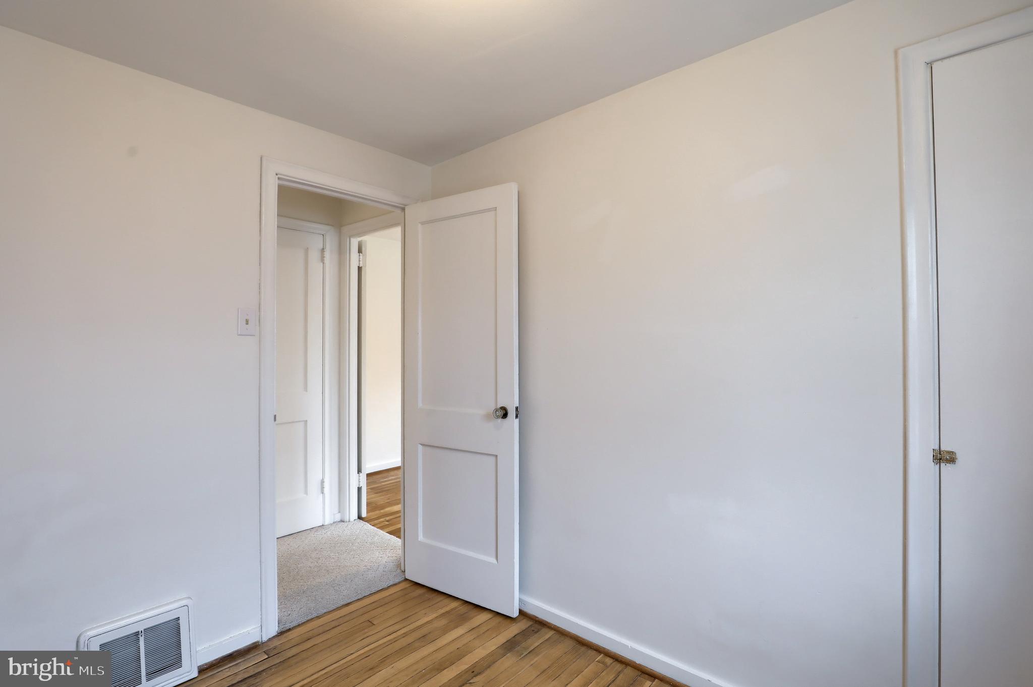HAMILTON PARK - Residential