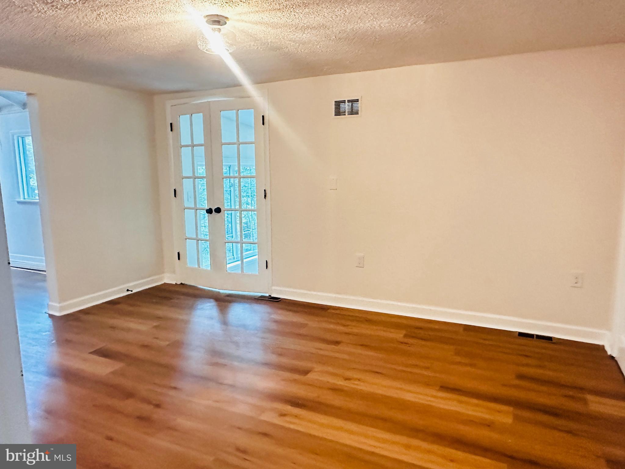 POTOMAC WOODS - Residential