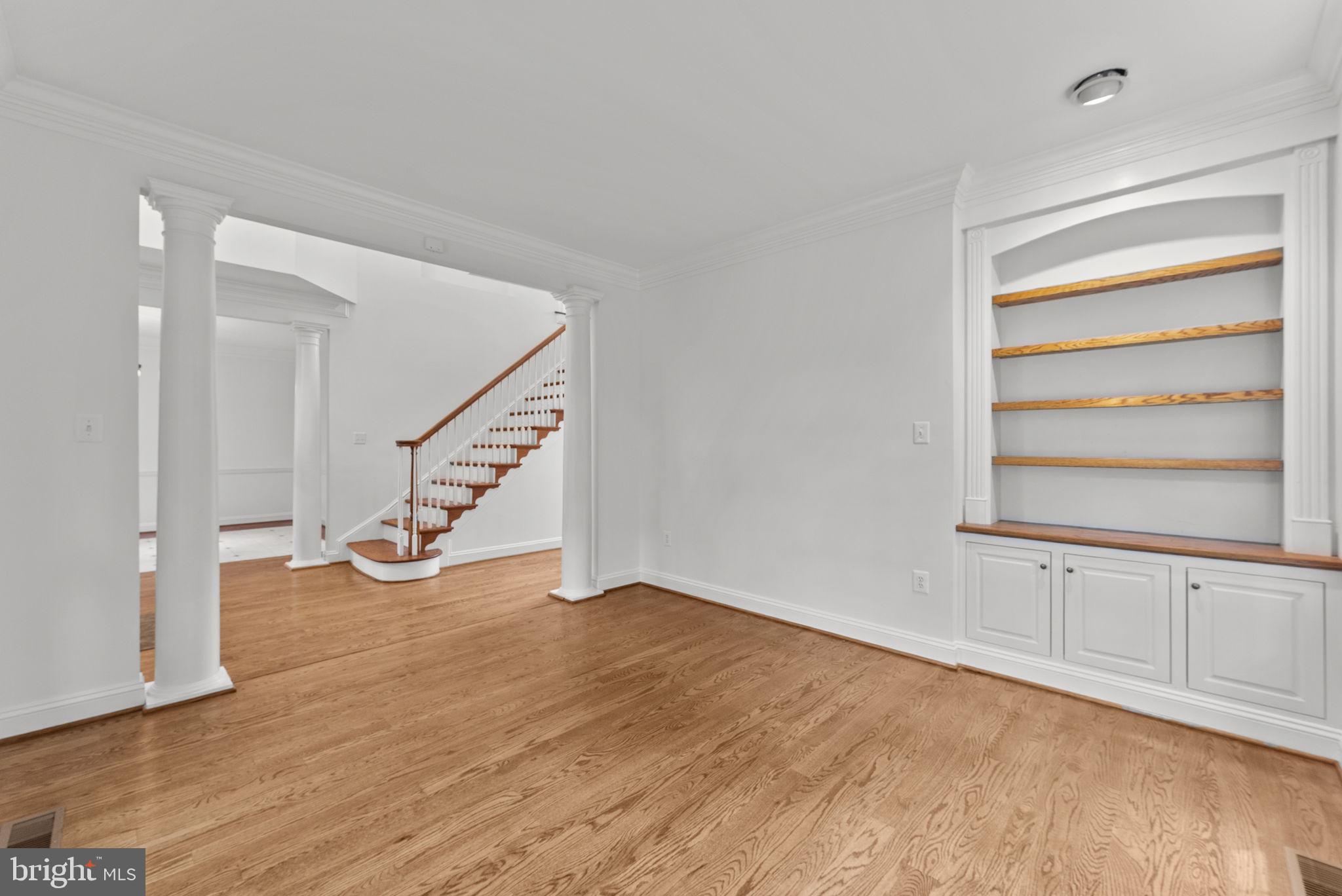STONELEIGH - Residential