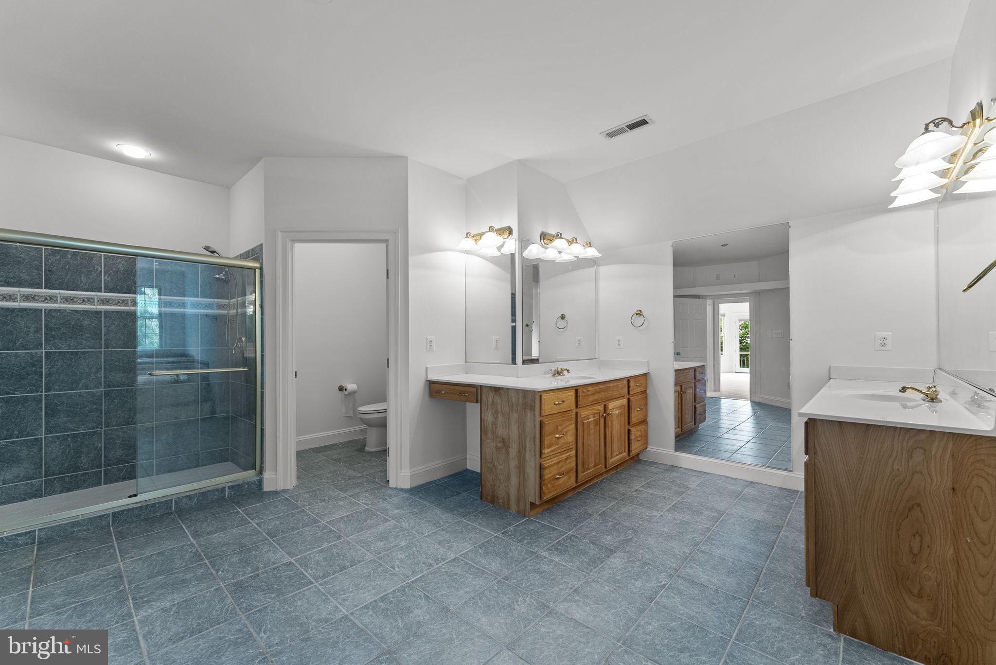 STONELEIGH - Residential