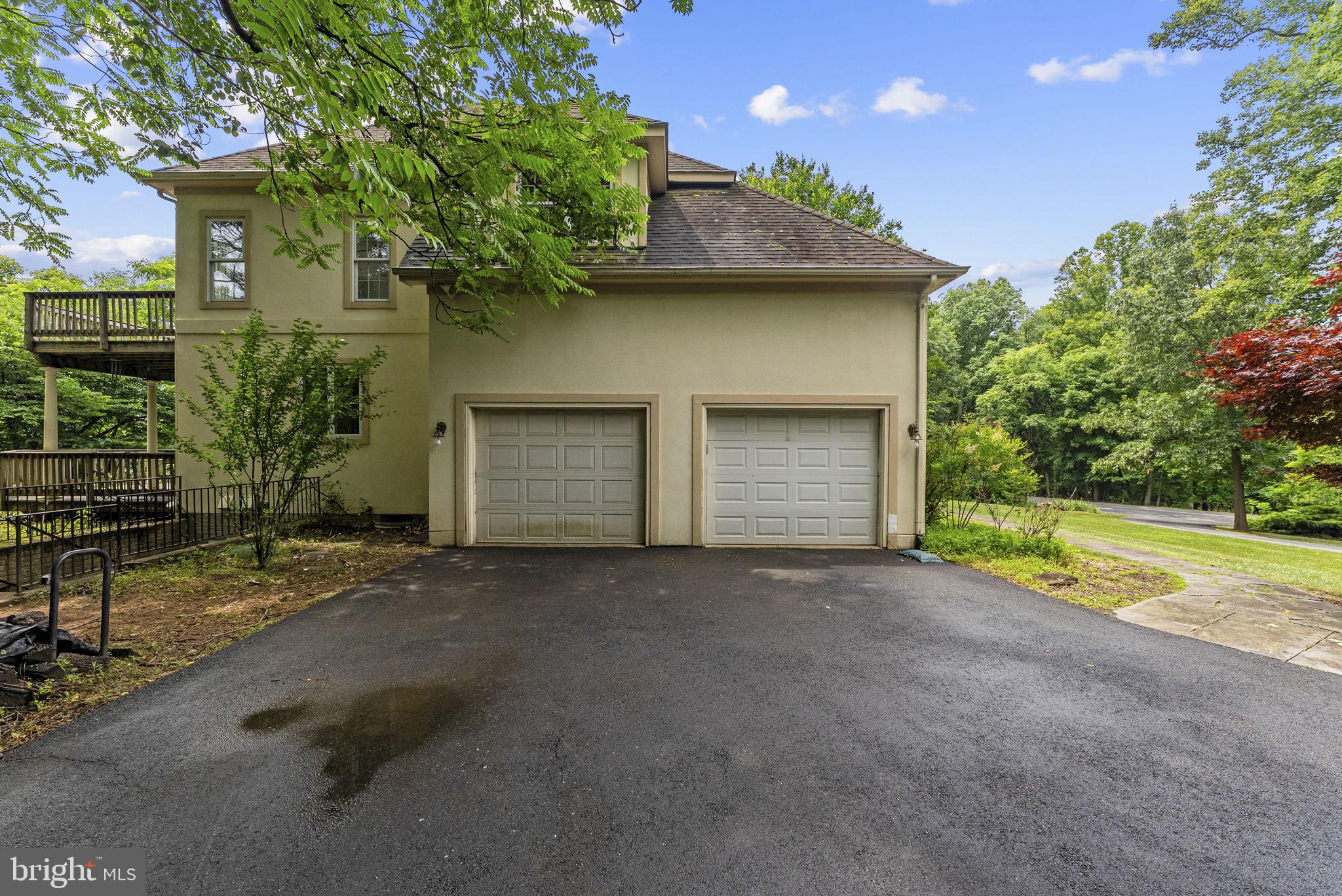 STONELEIGH - Residential