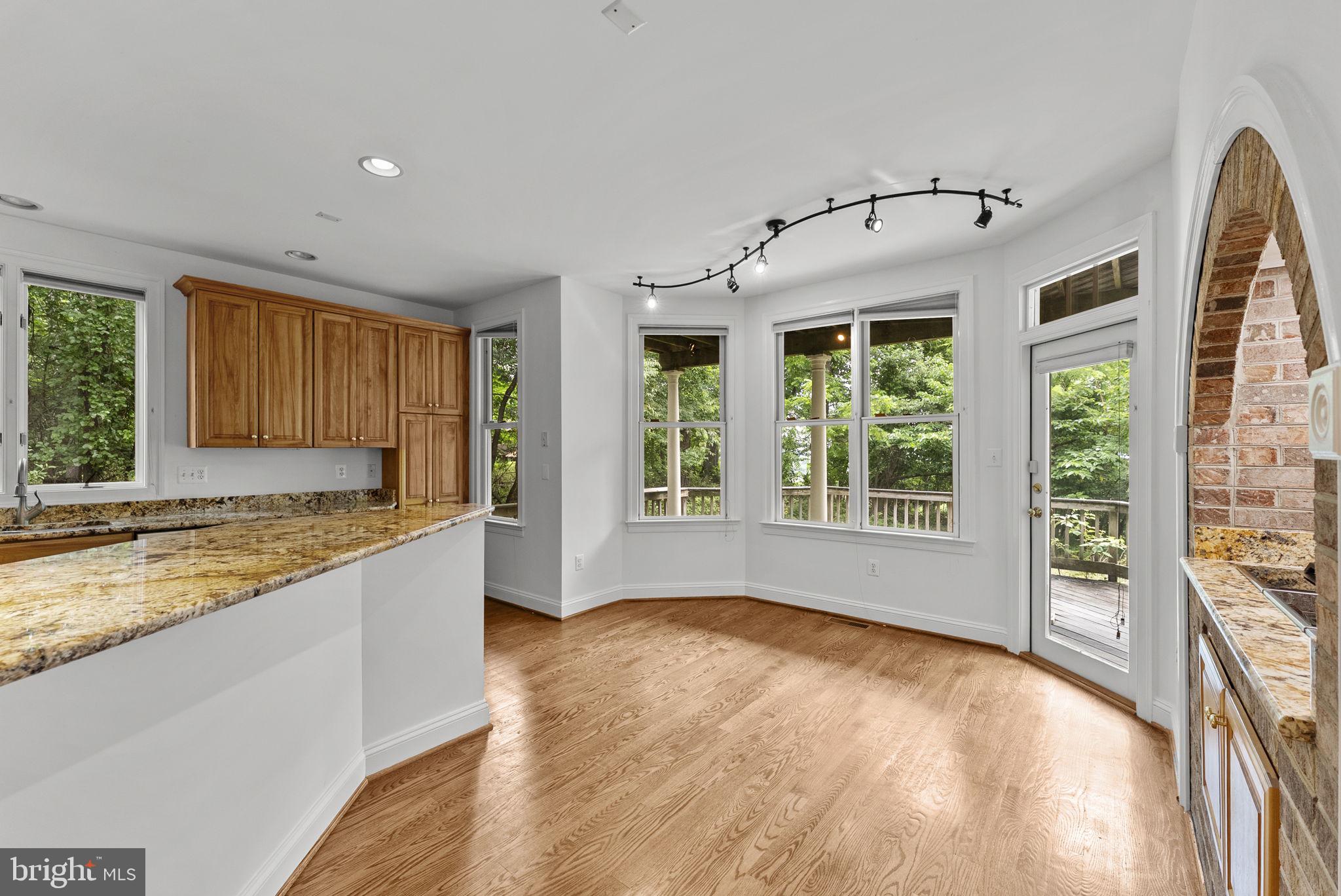 STONELEIGH - Residential