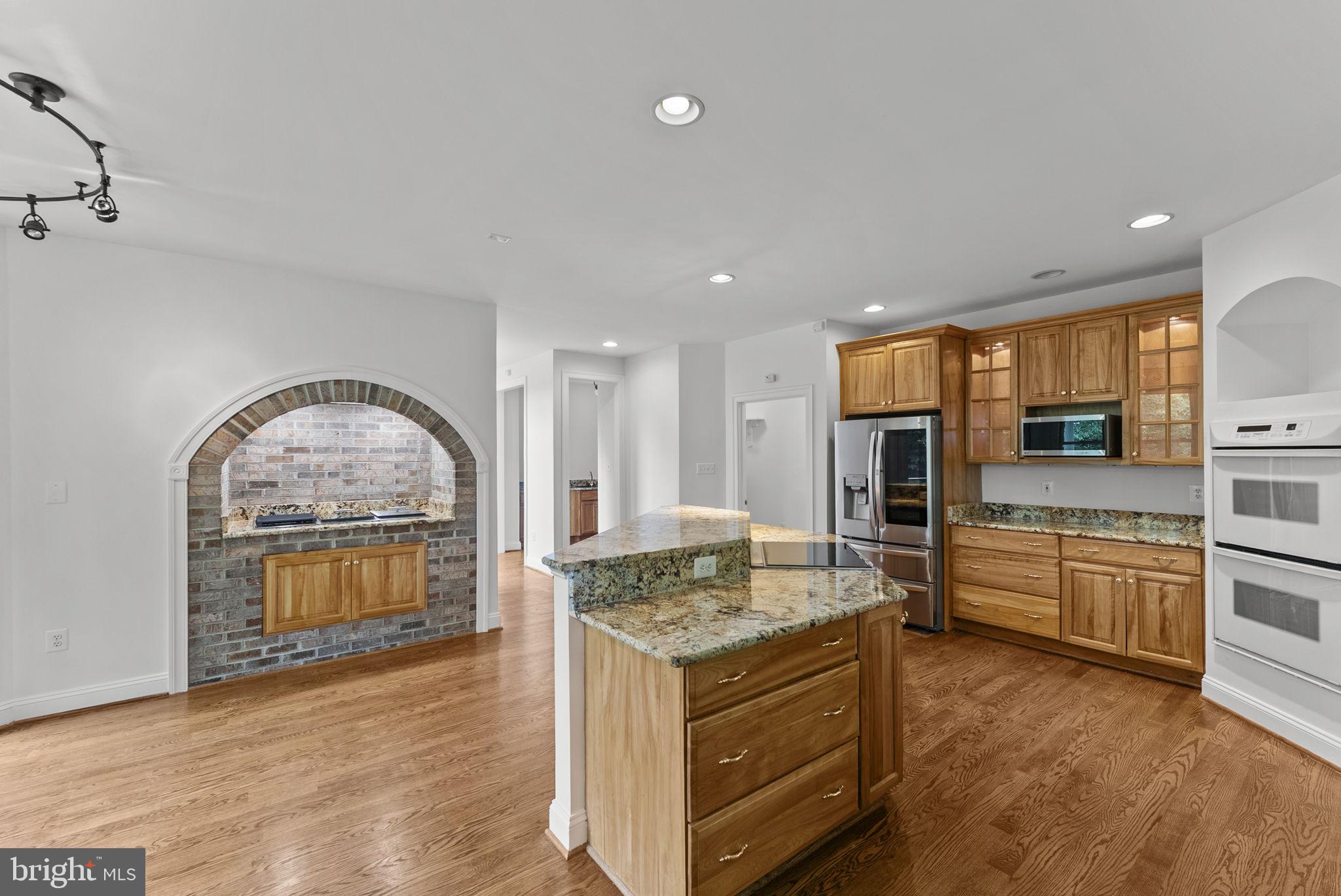 STONELEIGH - Residential