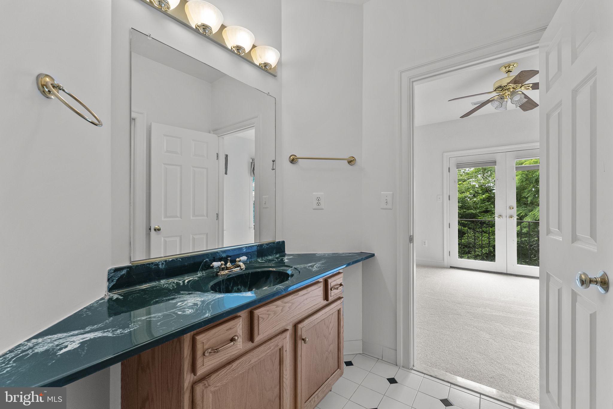 STONELEIGH - Residential