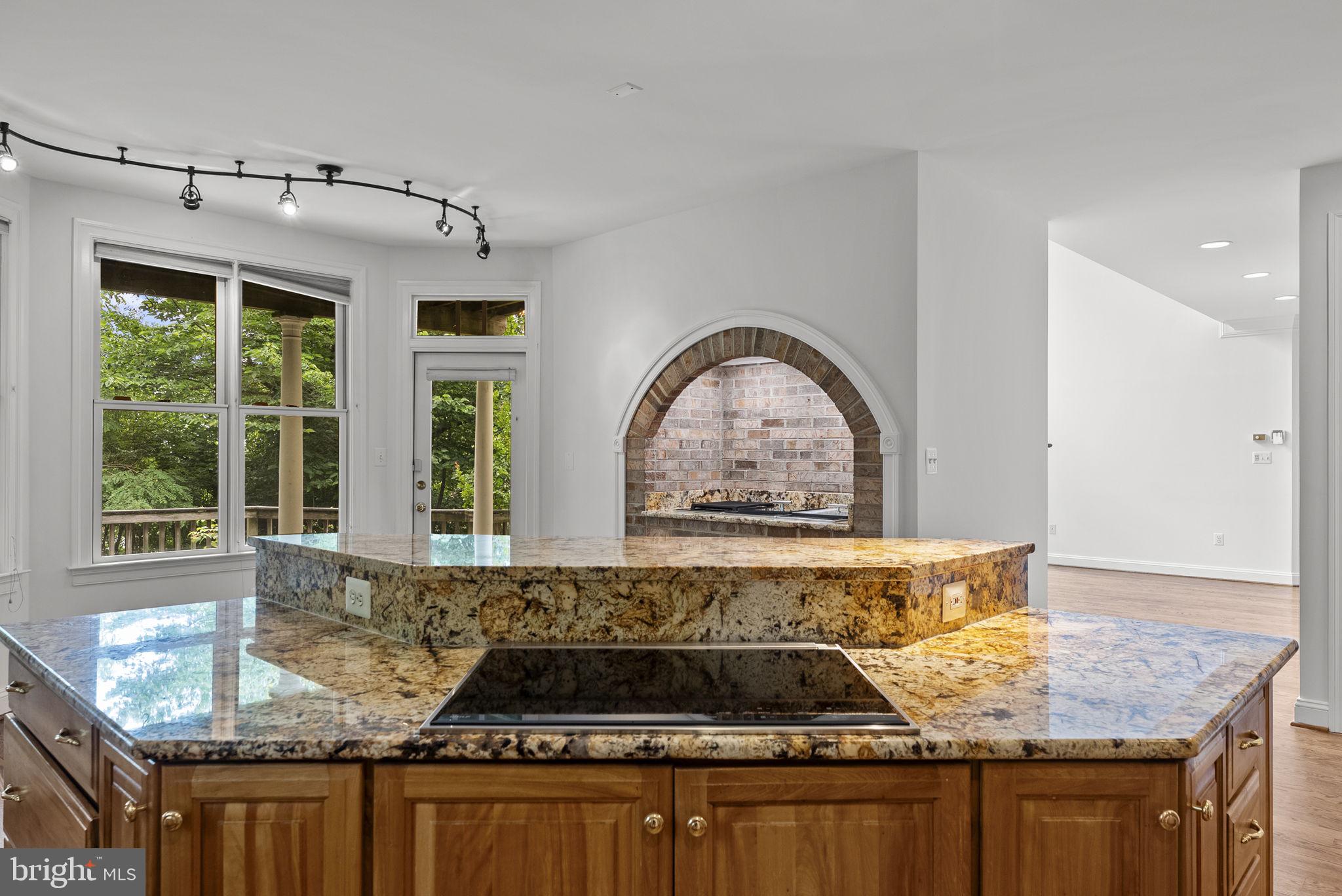 STONELEIGH - Residential