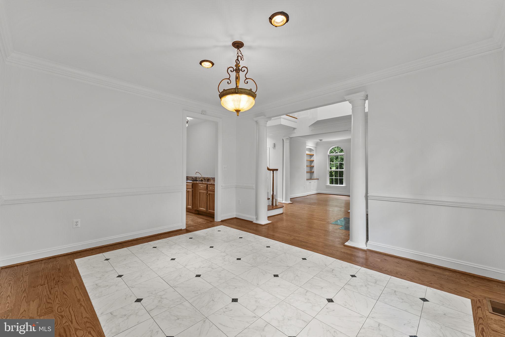 STONELEIGH - Residential