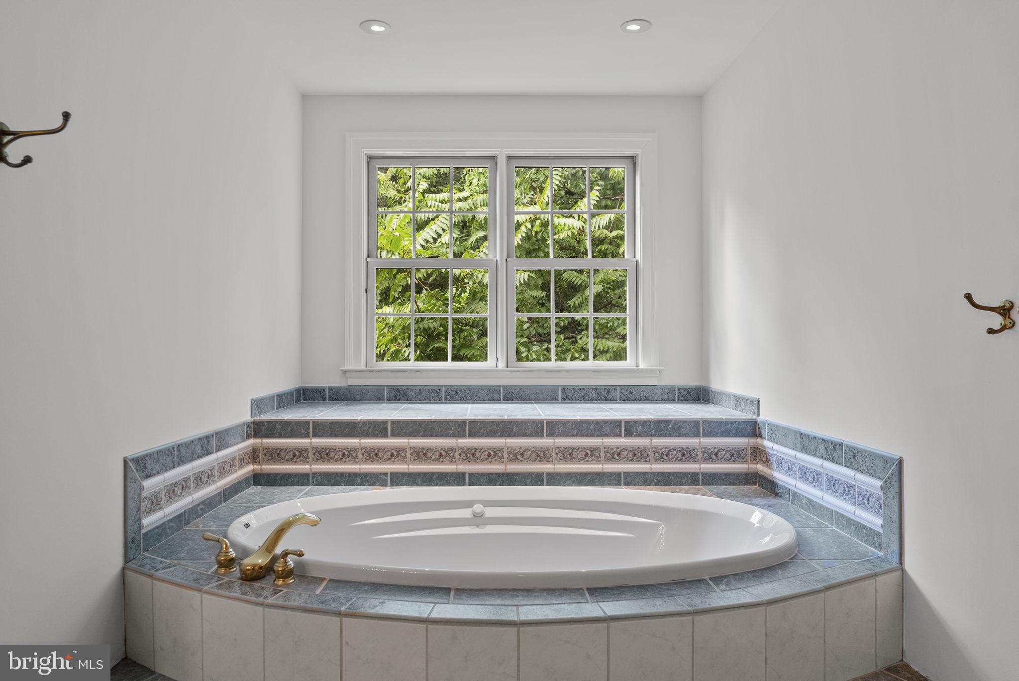 STONELEIGH - Residential