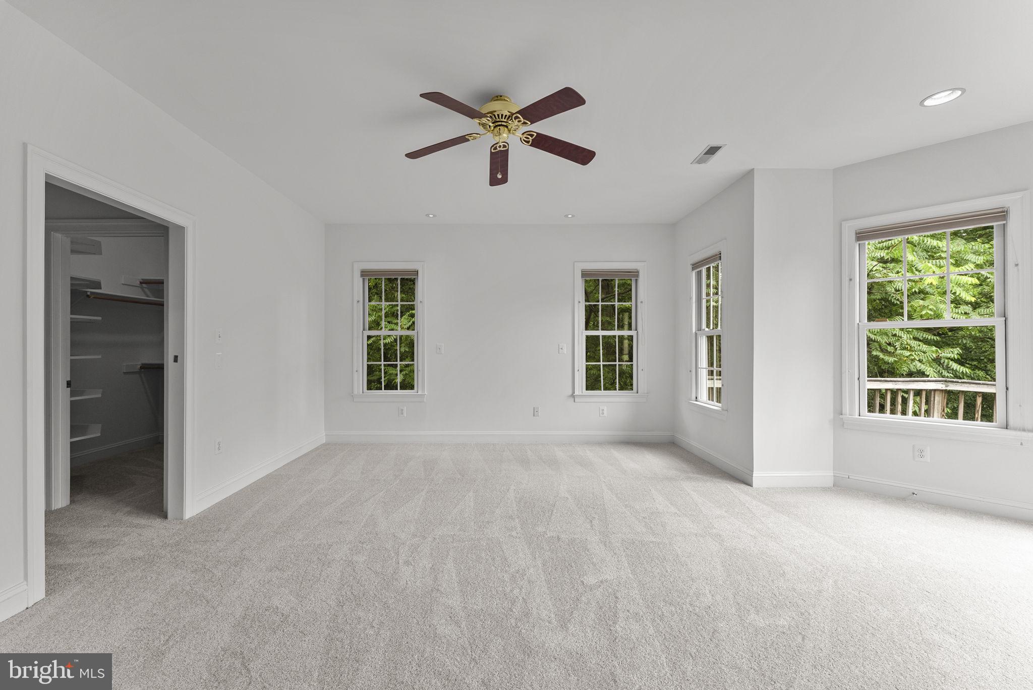 STONELEIGH - Residential