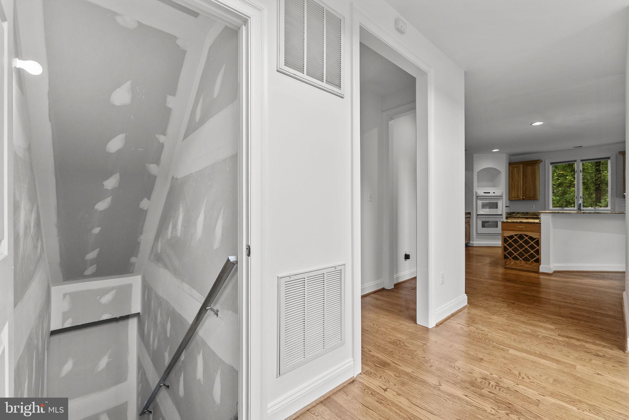 STONELEIGH - Residential