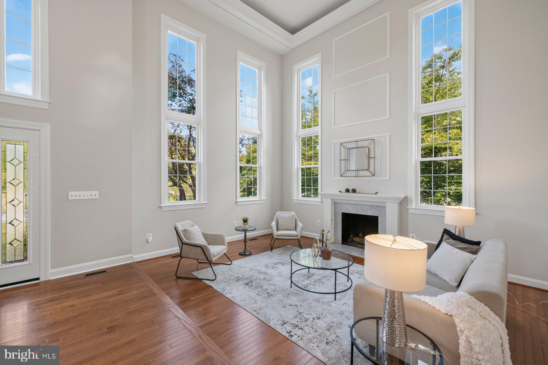 REDLAND KNOLLS - Residential