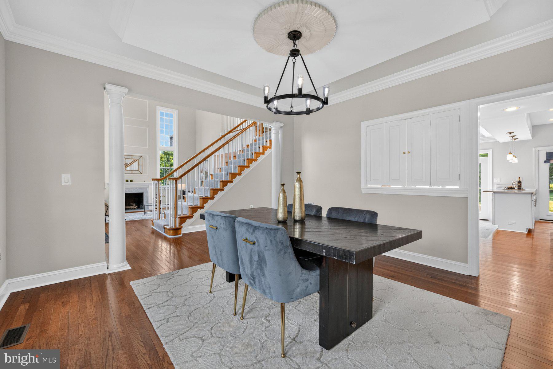 REDLAND KNOLLS - Residential