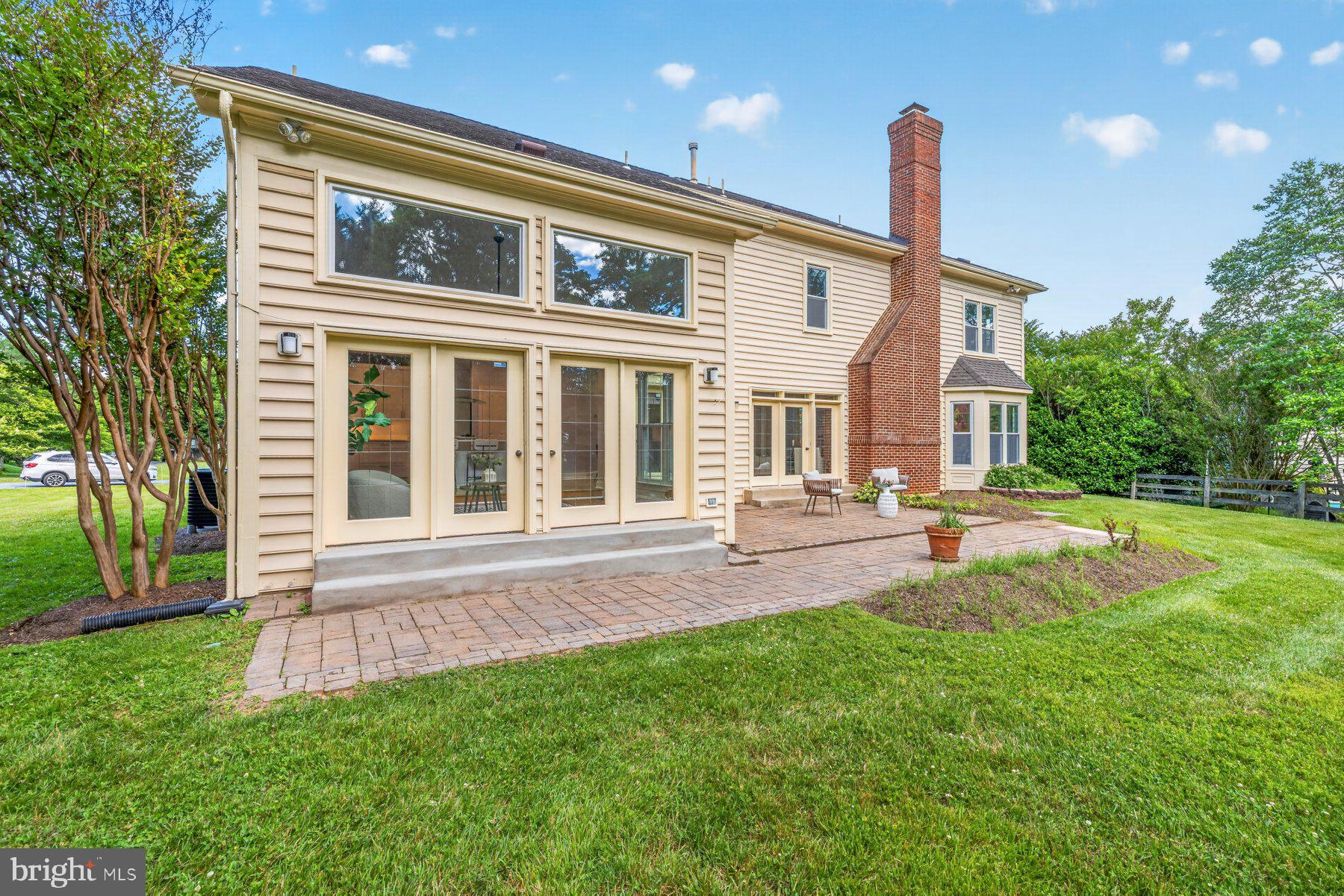 REDLAND KNOLLS - Residential