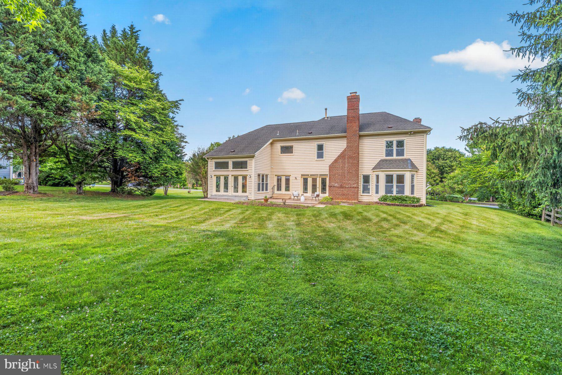 REDLAND KNOLLS - Residential