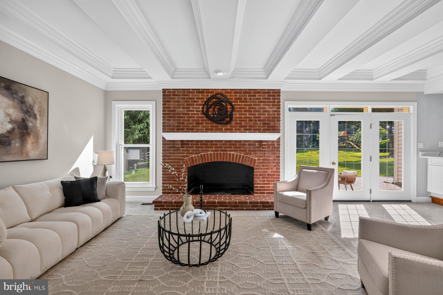 REDLAND KNOLLS - Residential