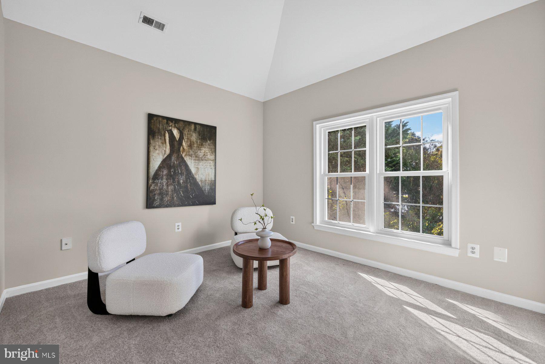 REDLAND KNOLLS - Residential