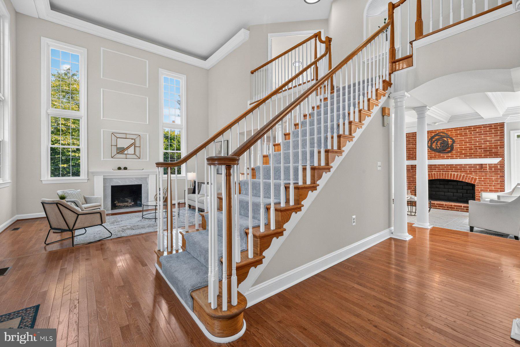 REDLAND KNOLLS - Residential