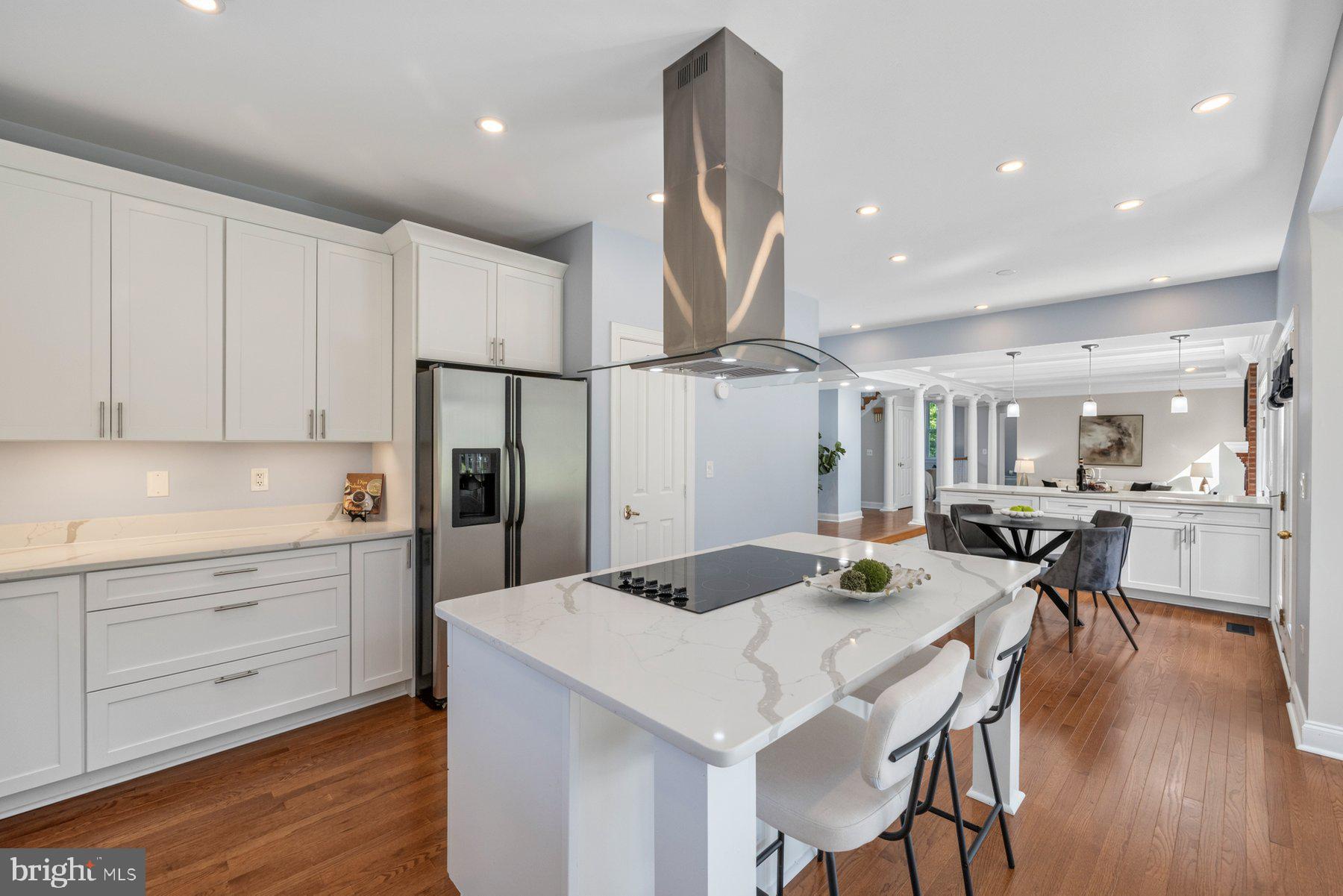 REDLAND KNOLLS - Residential