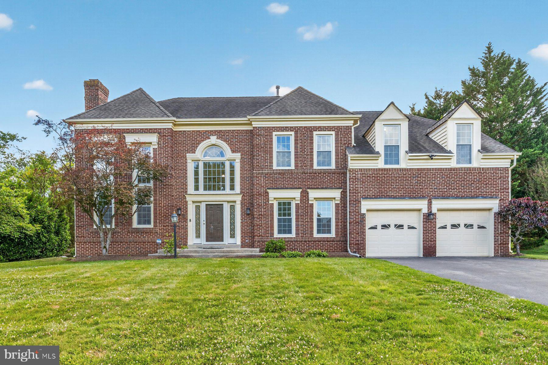 REDLAND KNOLLS - Residential