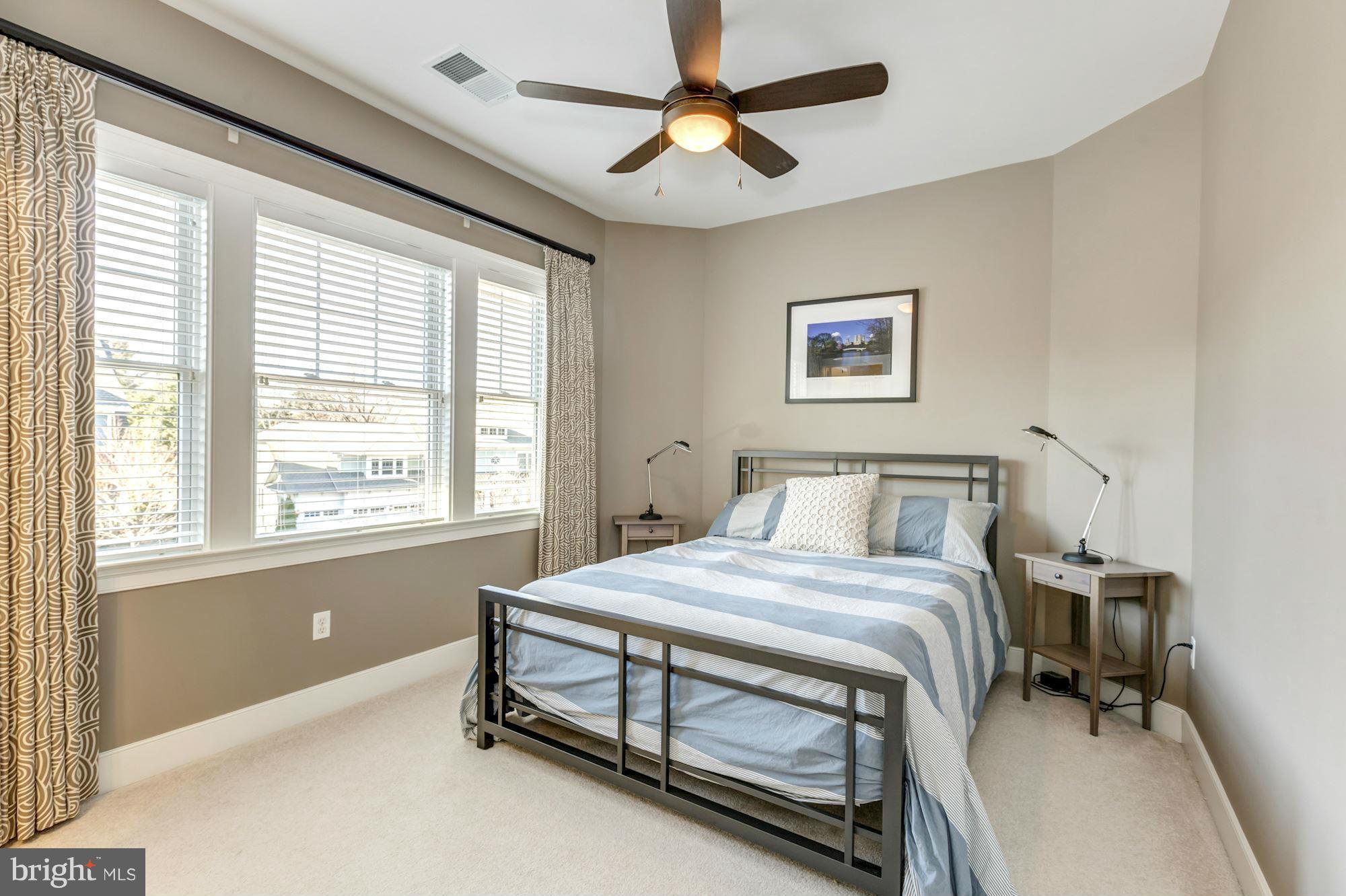 FRANKLIN PARK - Residential