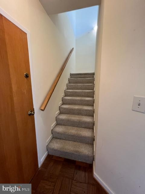 LOFTS - Residential Lease