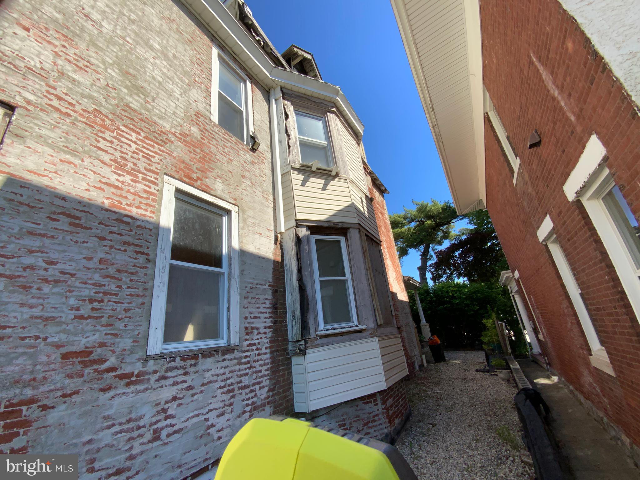 NORRISTOWN - Residential